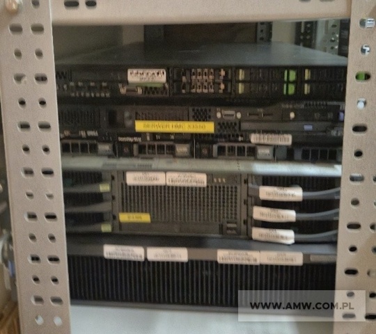 Sprzęt komputerowy (bez dysków twardych) - pakiet zawierający 60 poz. asort. (wg oddzielnego wykazu) 